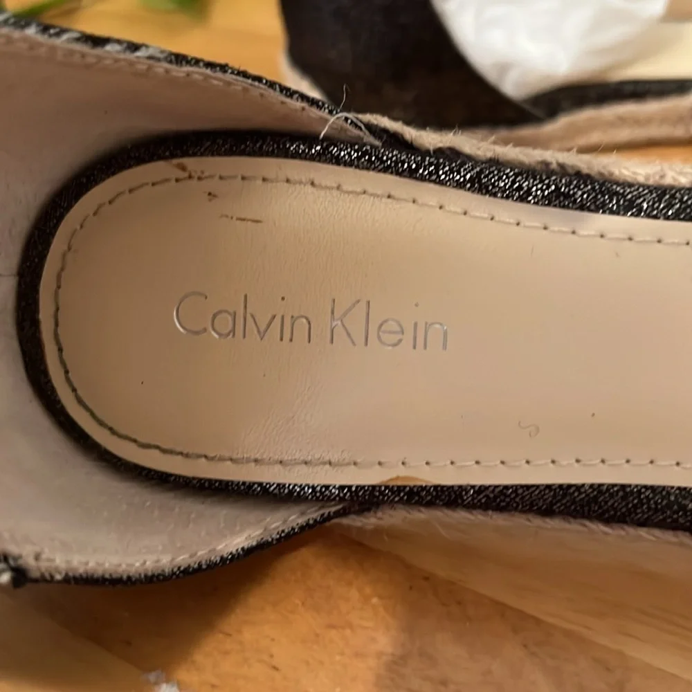 Calvin Klein Shirley Pewter Metallic Ankle Strap Espadrilles Silver Buckle 9